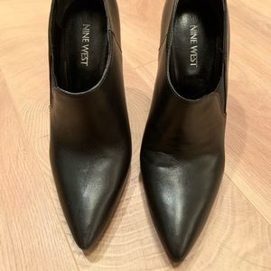 Nine West “Get-set go” Leather Bootie